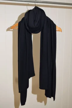 Bamboo & Recycled Cashmere Wool Travel Wrap - Dark Navy