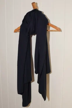 Bamboo & Recycled Cashmere Wool Travel Wrap - Dark Navy