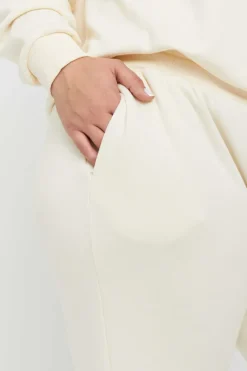 Bamboo Essential Trackpant - Winter White