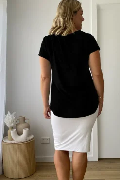 Bamboo V Neck Tee - Black
