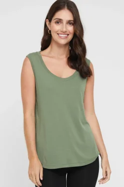 Classic Scoop Tank - Gum Leaf
